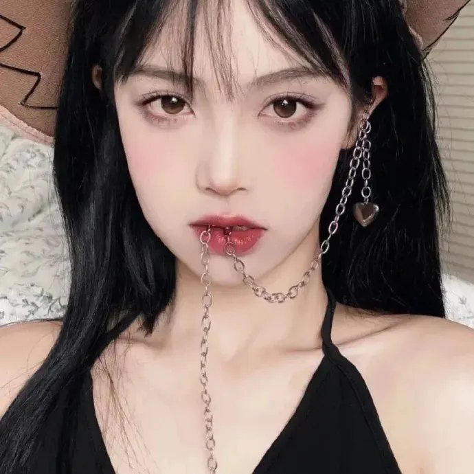 自由之缰:圣诞夜的马叫